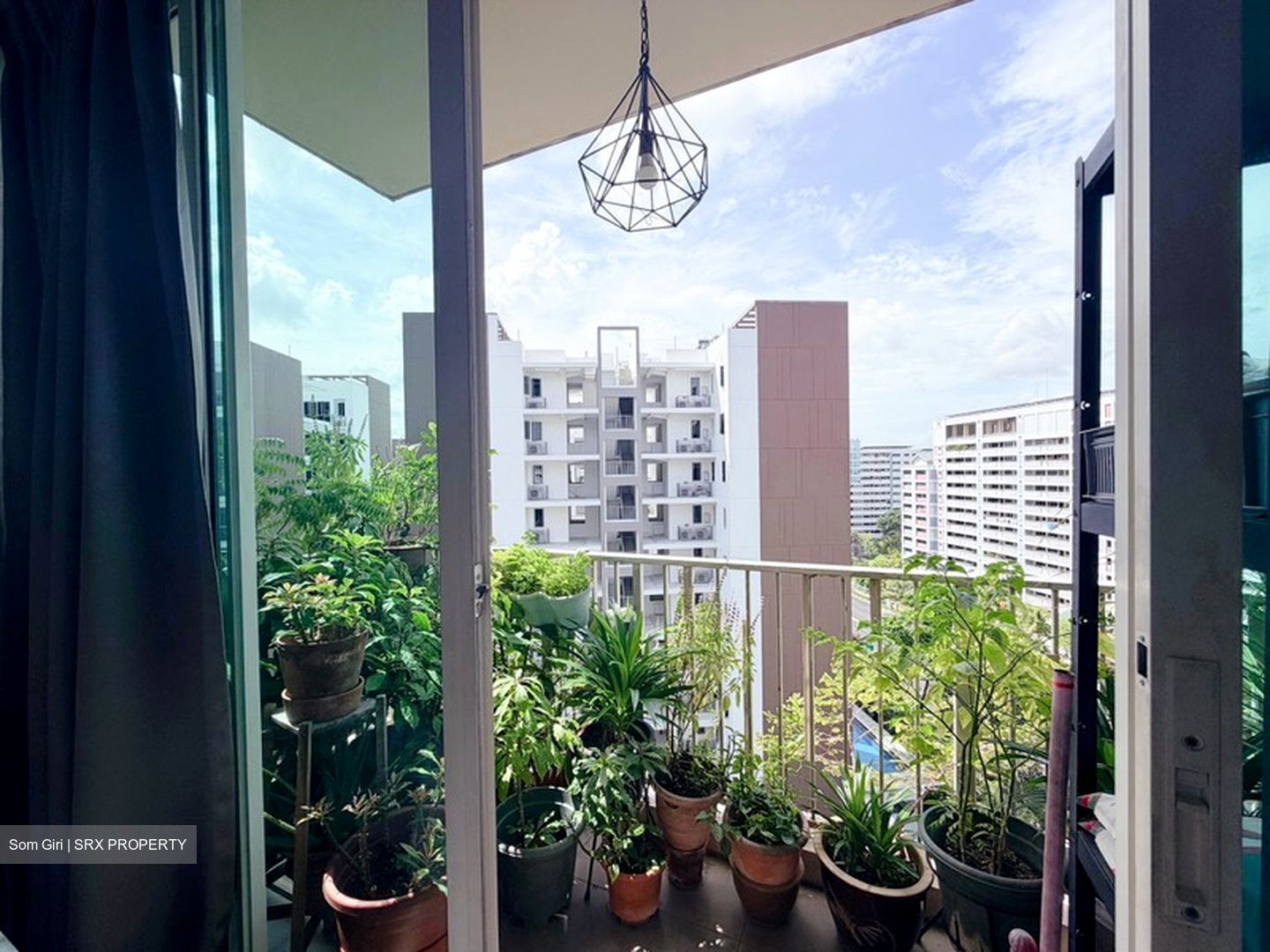Watercolours (D18), Condominium #636372861